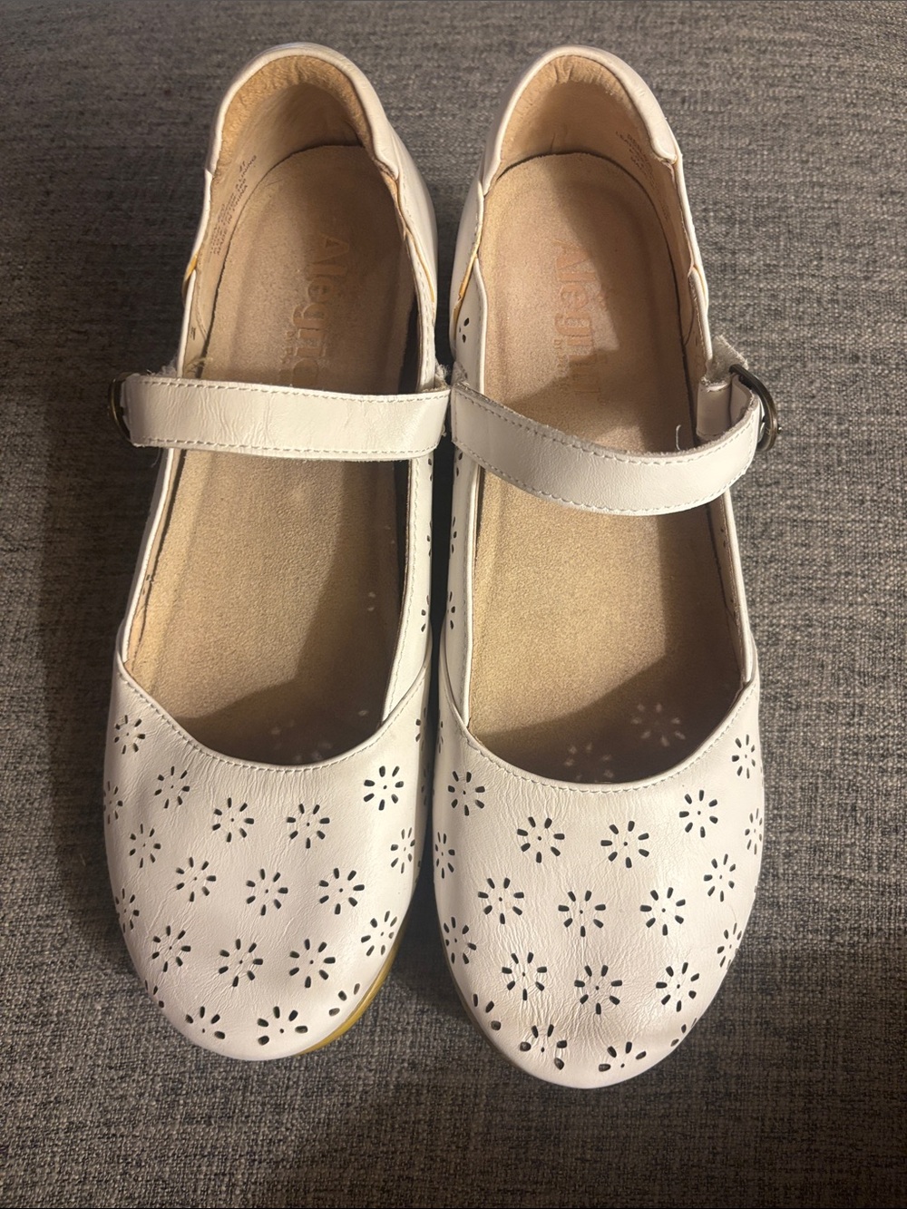 Algeria PG Lite White Floral Cutout Mary Jane Comfort Shoe Women’s EU 41 US 10.5